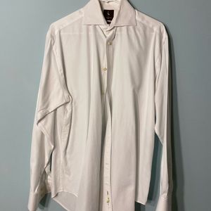Tailor Byrd White long sleeve dress shirt